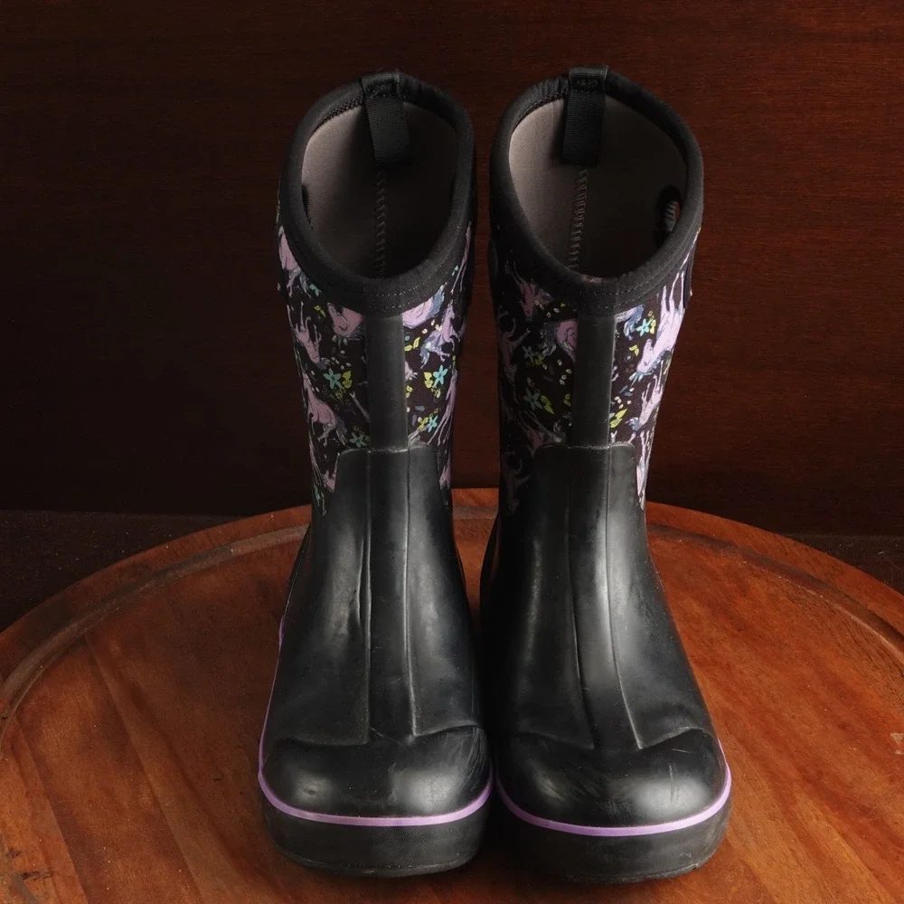 Bogs Boots Youth Size 5 Black Classic II Unicorn Waterproof Chore Garden Outdoor